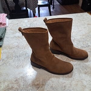 BORN BOOTS Cognac EUC Size 9.5